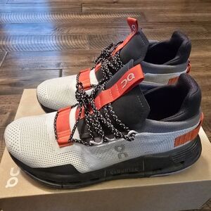 OnCloud CLOUDNOVA Women's Size 8